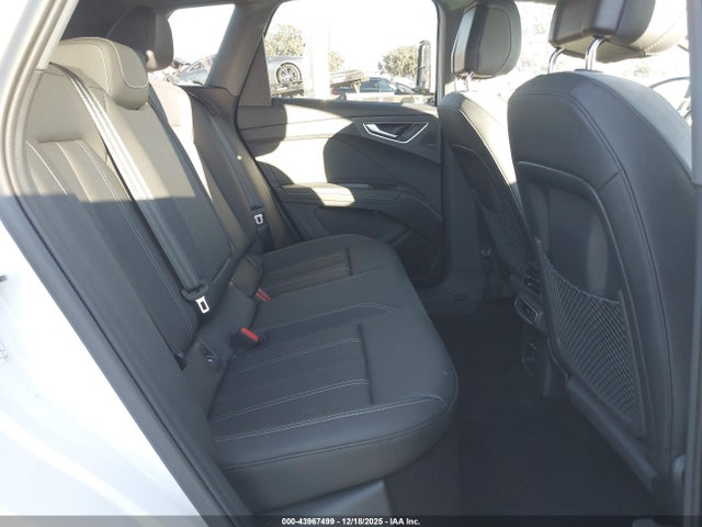 2024 AUDI Q4 E-TRON WA1LUBFZ4RP057285 Photo 7