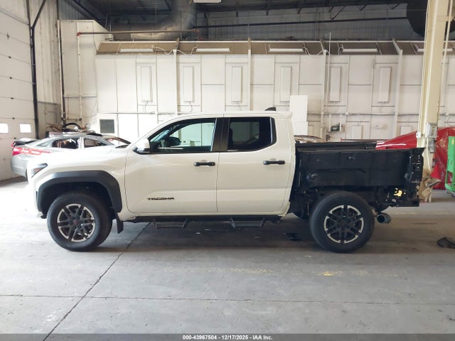 Toyota Tacoma Trd Off Road 2024 3TMLB5JN2RM008089 Image 15