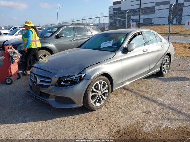2016 MERCEDES-BENZ C 300 55SWF4JB3GU132566 Photo 1