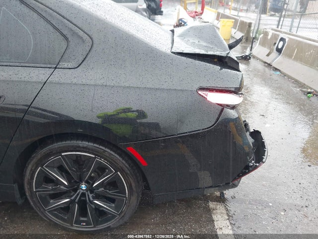 2024 BMW I7 WBY43EJ03RCP95673 Photo 5