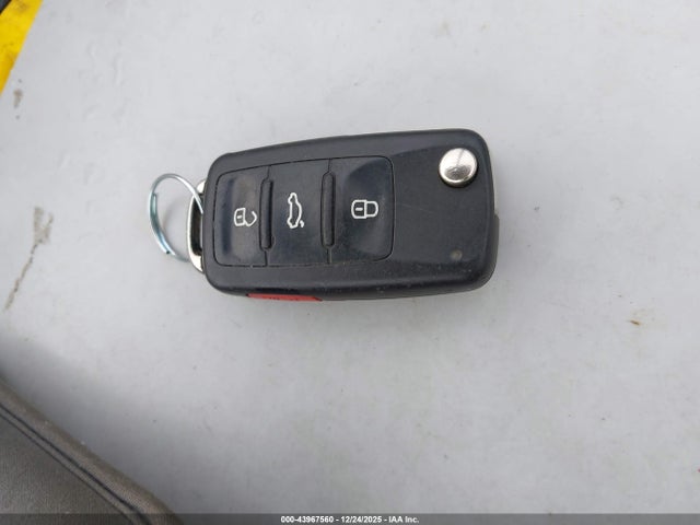Продаж на аукціоні авто 2015 Volkswagen Jetta 2.0l Tdi Sel, vin: 3VW3A7AJ9FM404945, номер лоту: 43967560