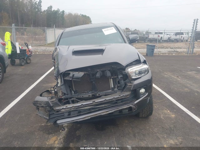 5TFCZ5ANXGX014743 Toyota Tacoma Trd Sport