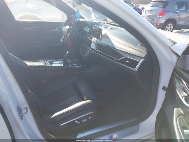 BMW 750i Xdrive 2016 WBA7F2C53GG420124 Image 5