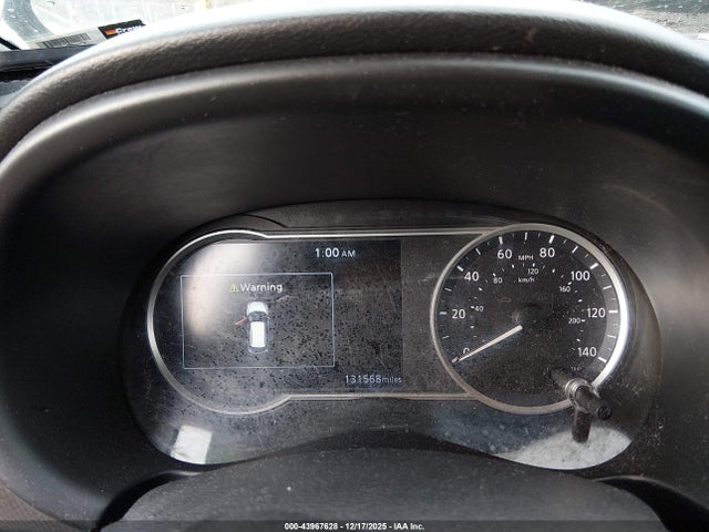 43967628 :رقم المزاد ، 3N1CP5CU2KL532525 vin ، 2019 Nissan Kicks Sv مزاد بيع
