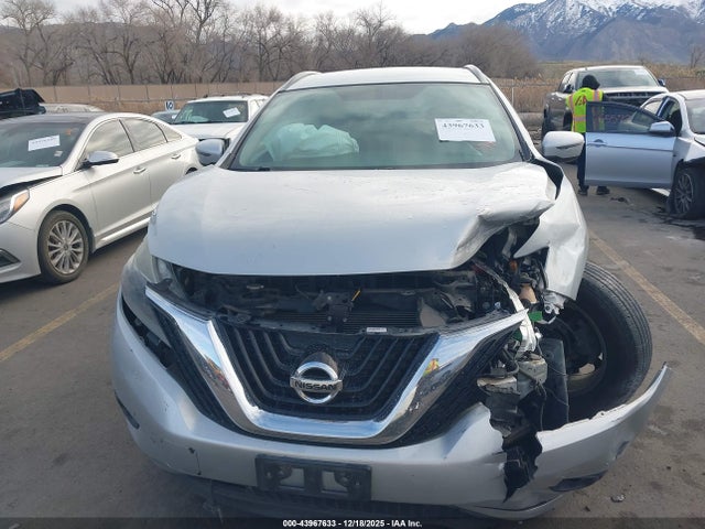 5N1AZ2MH0JN158165 Nissan MURANO SV