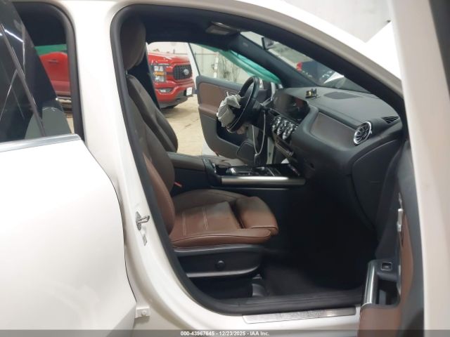 2022 MERCEDES-BENZ GLA 250 W1N4N4HBXNJ328181 Photo 4