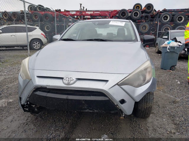 3MYDLBYV2HY154555 Toyota YARIS IA