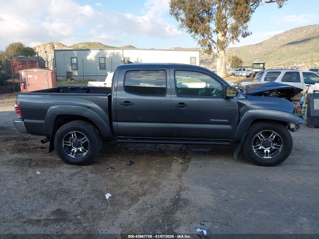 Toyota Tacoma Prerunner 2015 5TFJX4GN2FX044333 Image 13