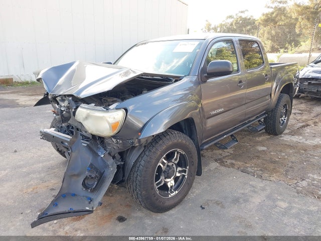 Toyota Tacoma Prerunner 2015 5TFJX4GN2FX044333 Image 2