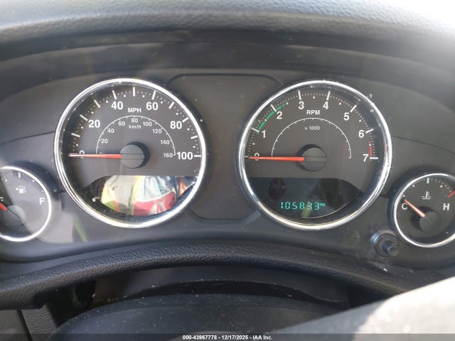 1C4BJWDG0GL128120 Jeep Wrangler Unlimited Sport