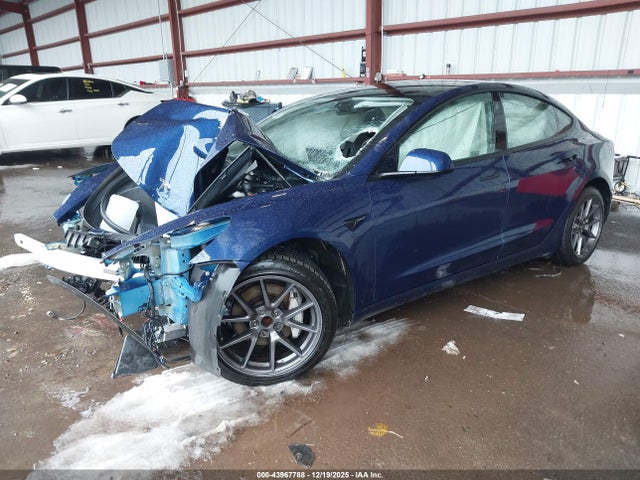 2023 TESLA MODEL 3 5YJ3E1EA1PF651865 Photo 1