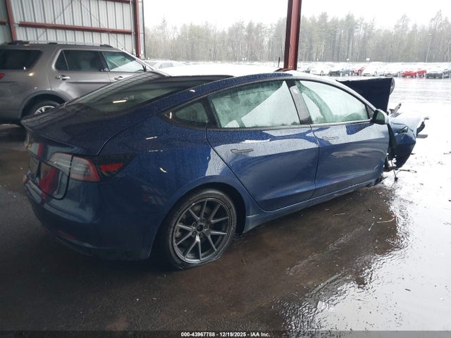 2023 TESLA MODEL 3 5YJ3E1EA1PF651865 Photo 3