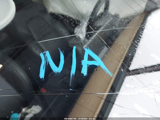 2023 TESLA MODEL 3 5YJ3E1EA1PF651865 Photo 7