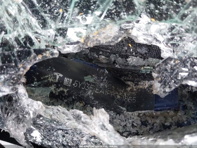 2023 TESLA MODEL 3 5YJ3E1EA1PF651865 Photo 8