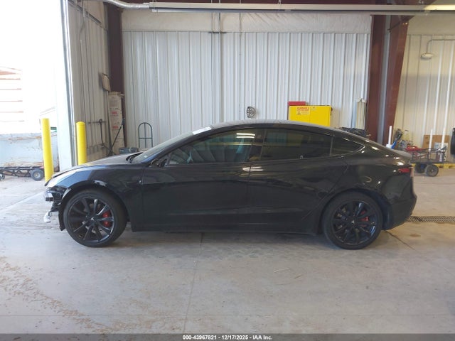 Продаж на аукціоні авто 2018 Tesla Model 3 Long Range/performance, vin: 5YJ3E1EBXJF071689, номер лоту: 43967821