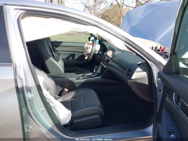 1HGCV1F37NA085170 Honda Accord Sport