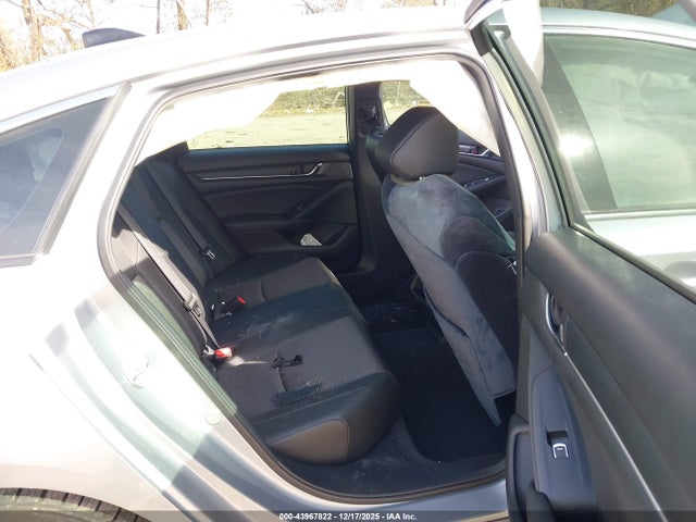 1HGCV1F37NA085170 Honda Accord Sport