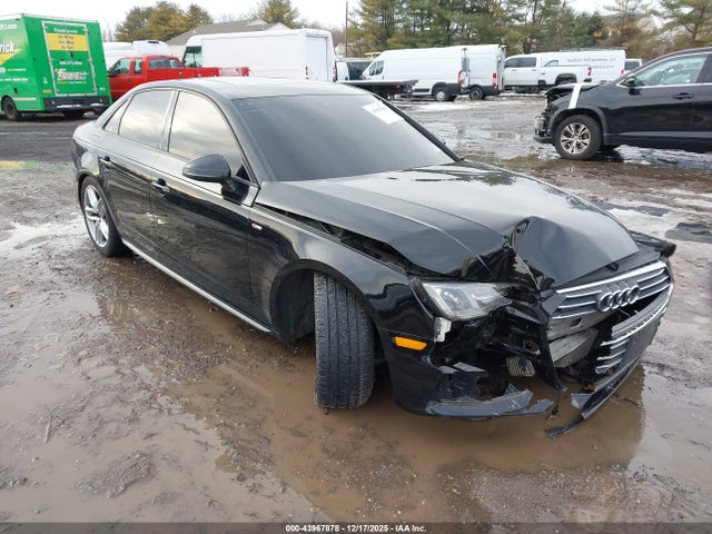 2017 AUDI A4 WAUDNAF44HN053427 Photo 0