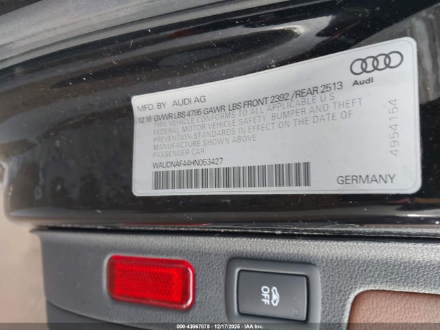 2017 AUDI A4 WAUDNAF44HN053427 Photo 8