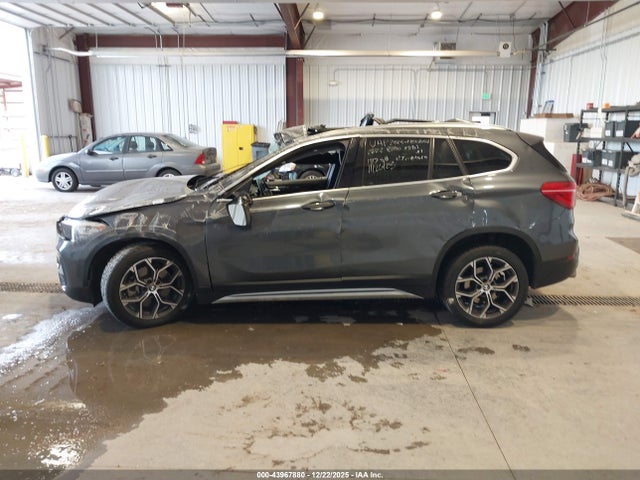 WBXJG9C01N5V23783 BMW X1 Xdrive28i