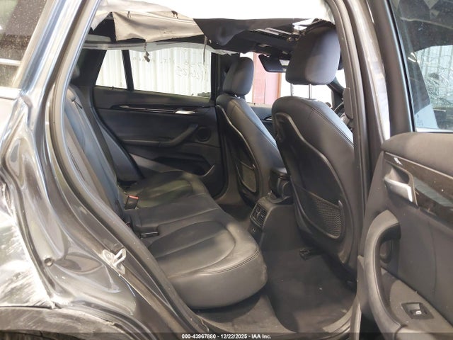 2022 BMW X1 WBXJG9C01N5V23783 Photo 7