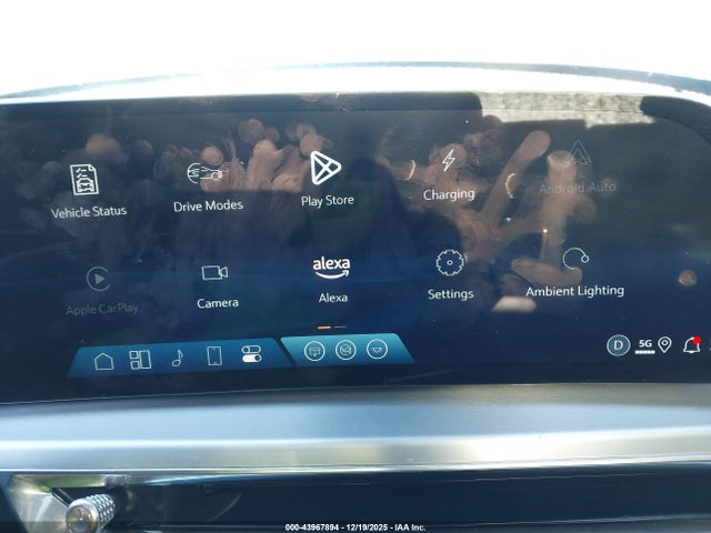1GYKPNRL8SZ302028 Cadillac Lyriq Luxury 1 Rwd