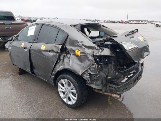 43967900 :رقم المزاد ، JM1BL1U59B1435270 vin ، 2011 Mazda Mazda3 مزاد بيع