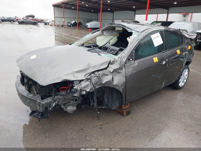43967900 :رقم المزاد ، JM1BL1U59B1435270 vin ، 2011 Mazda Mazda3 مزاد بيع