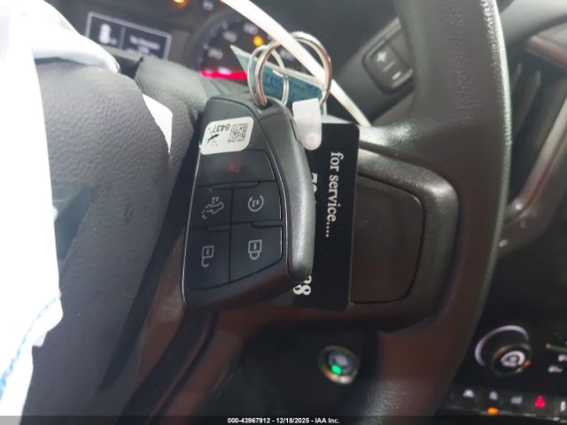 2024 CHEVROLET SILVERADO 1500 3GCUDCED8RG163264 Photo 10