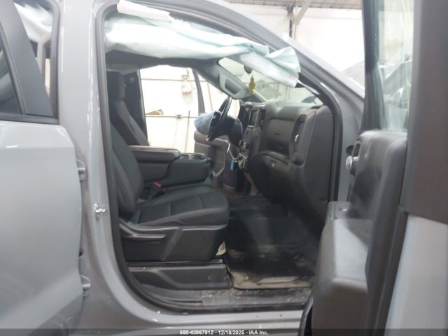 2024 CHEVROLET SILVERADO 1500 3GCUDCED8RG163264 Photo 4