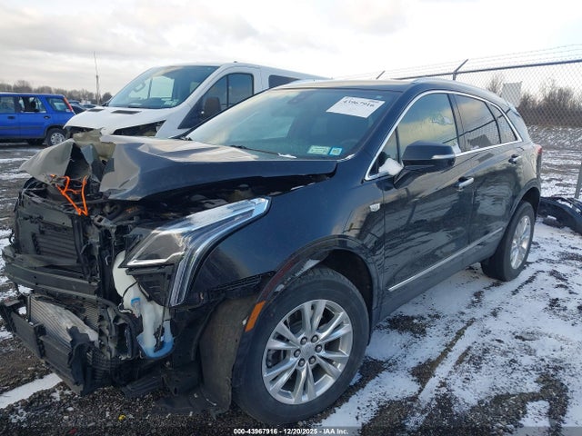 2021 CADILLAC XT5 1GYKNBR43MZ198077 Photo 1