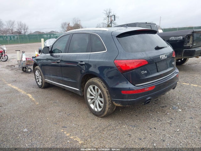 2017 AUDI Q5 WA1C2AFP3HA017263 Photo 2