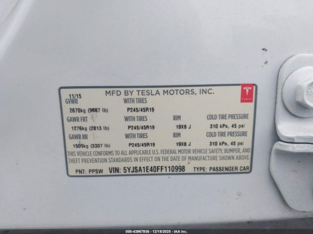 2015 TESLA MODEL S 5YJSA1E40FF110998 Photo 8