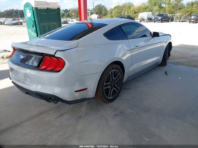 2022 FORD MUSTANG 1FA6P8TH6N5147185 Photo 3