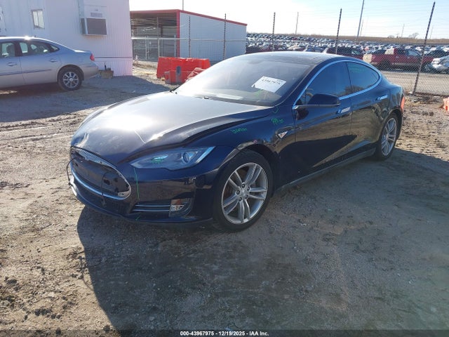 2014 TESLA MODEL S 5YJSA1S15EFP50522 Photo 1