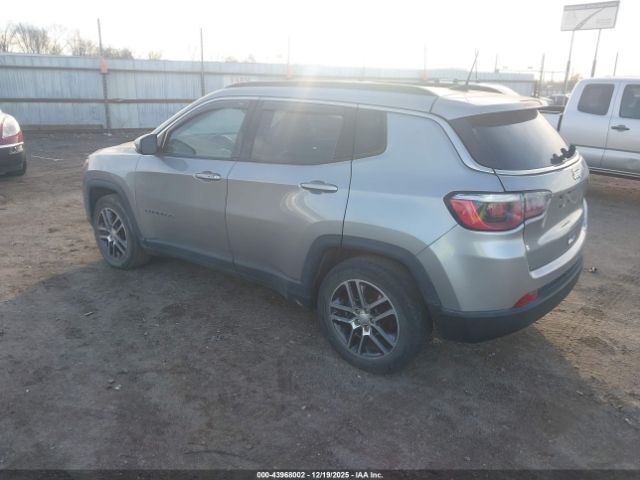 2019 JEEP COMPASS 3C4NJCBB6KT649259 Photo 2