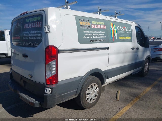 Ford Transit-150 2016 1FTYE1YM4GKA21305 Image 4