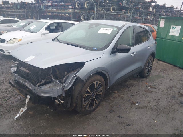2022 FORD ESCAPE 1FMCU0G60NUA87017 Photo 1