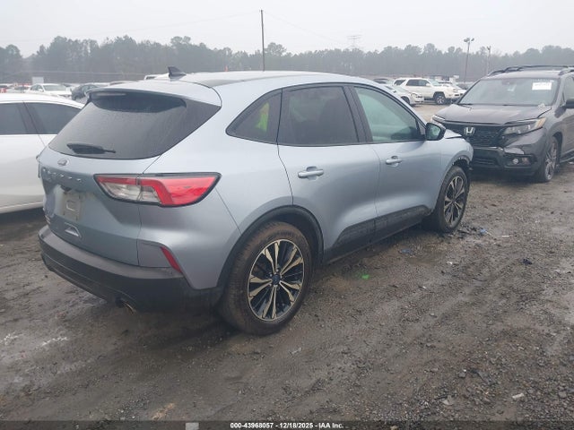 2022 FORD ESCAPE 1FMCU0G60NUA87017 Photo 3