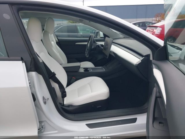 2022 TESLA MODEL 3 5YJ3E1EB1NF310245 Photo 4