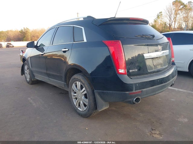 2016 CADILLAC SRX 3GYFNBE32GS525584 Photo 2