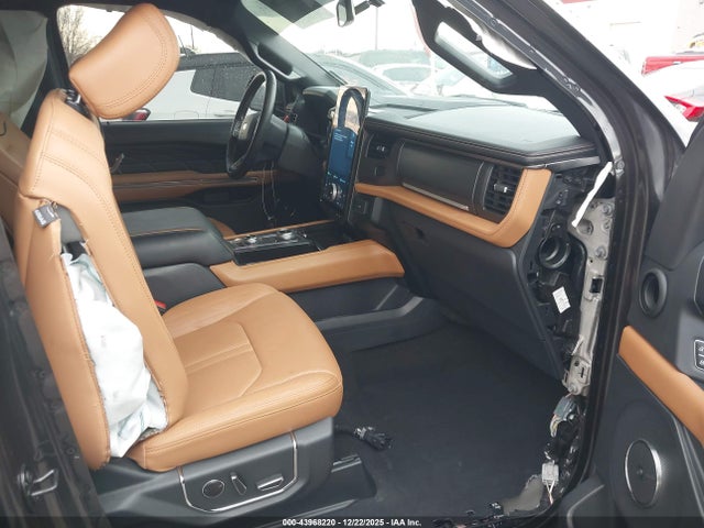 1FMJU1M88REA12858 Ford Expedition Platinum