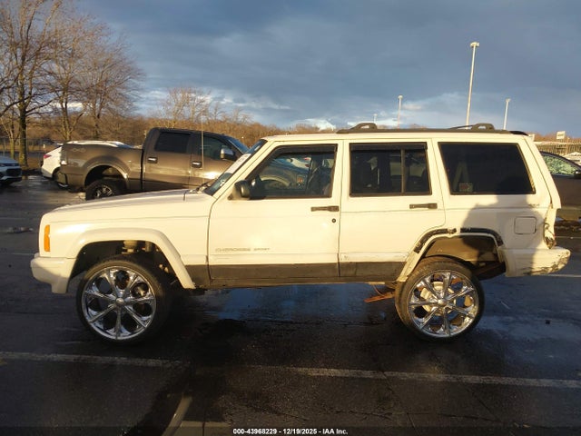 Продажа на аукционе авто 1999 Jeep Cherokee Classic/sport, vin: 1J4FF68S5XL503575, номер лота: 43968229