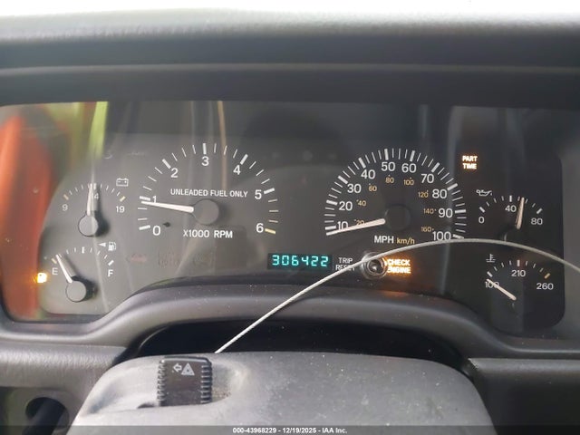 Продажа на аукционе авто 1999 Jeep Cherokee Classic/sport, vin: 1J4FF68S5XL503575, номер лота: 43968229