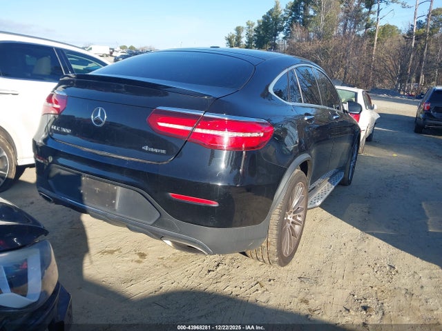 43968281 :رقم المزاد ، WDC0J4KB7JF417501 vin ، 2018 Mercedes-benz Glc 300 Coupe 4matic مزاد بيع