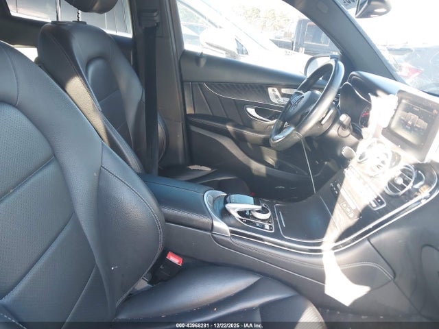 43968281 :رقم المزاد ، WDC0J4KB7JF417501 vin ، 2018 Mercedes-benz Glc 300 Coupe 4matic مزاد بيع