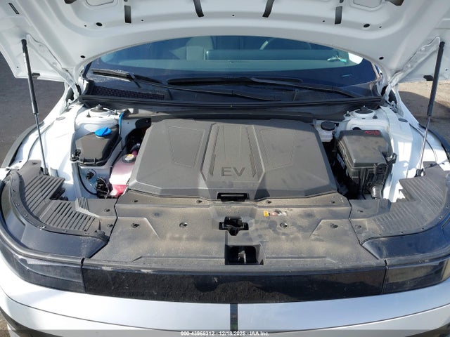 7YAKM4DB3SY027044 Hyundai Ioniq 5 Se Standard Range