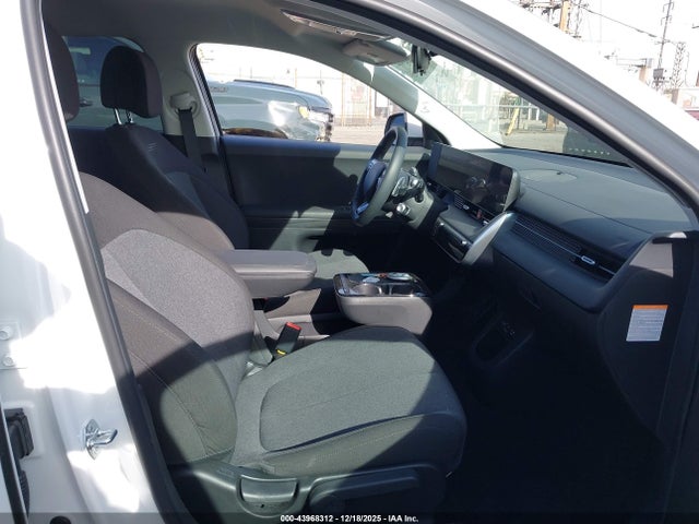 7YAKM4DB3SY027044 Hyundai Ioniq 5 Se Standard Range