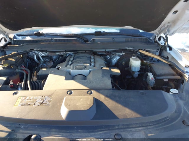 2017 CADILLAC ESCALADE 1GYS4BKJ0HR396107 Photo 9