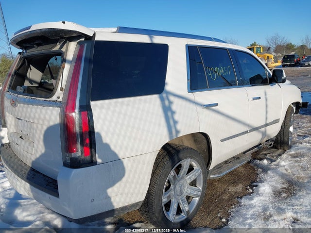 2017 CADILLAC ESCALADE 1GYS4BKJ0HR396107 Photo 3